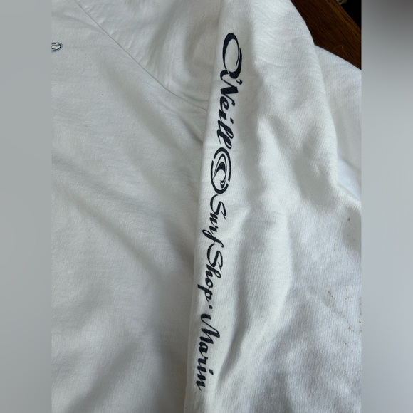 O’Neill Surf Shop Marin Hoodie Sweatshirt. front pockets. Zip front. Tie hoodie. - Picture 5 of 6